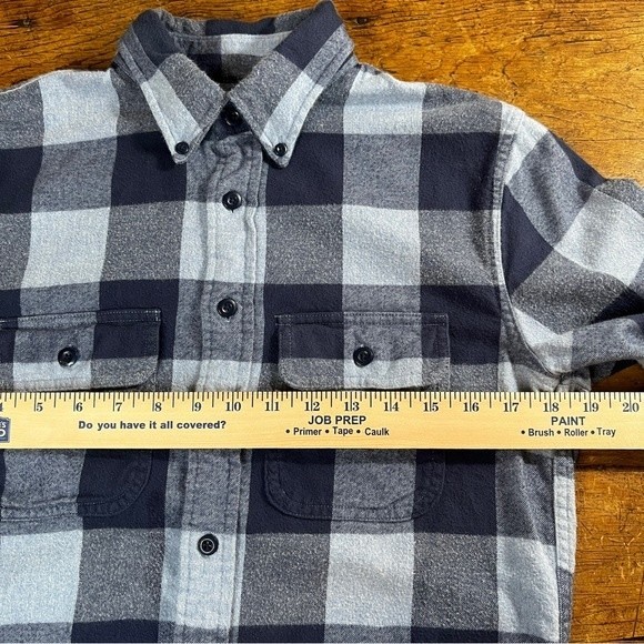 Abercrombie & Fitch XS Flannel shirt soft button down check soft very good cond - Picture 8 of 10